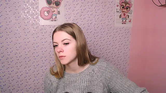 Snapshot of AliceFlirtt_ chatting on December 2024 02:05:02 PM AliceFlirtt online show from December 2024 02:05:02 PM