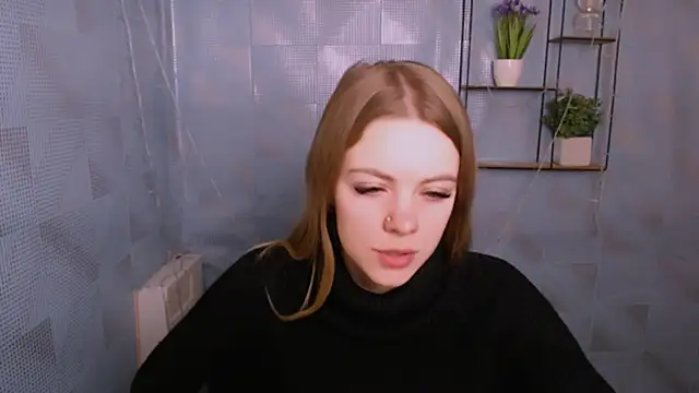 Snapshot of AliceFlirtt_ chatting on December 2024 10:58:01 AM AliceFlirtt online show from December 2024 10:58:01 AM