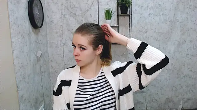 Snapshot of AliceFlirtt_ chatting on January 2025 09:10:02 AM AliceFlirtt online show from January 2025 09:10:02 AM