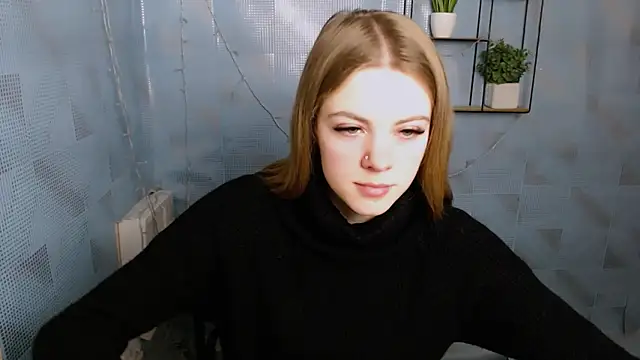 Snapshot of AliceFlirtt_ chatting on February 2025 08:18:02 AM AliceFlirtt online show from February 2025 08:18:02 AM