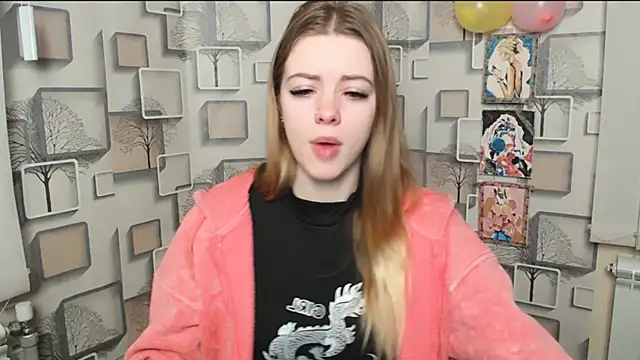 Snapshot of AliceFlirtt_ chatting on February 2025 07:49:01 AM AliceFlirtt online show from February 2025 07:49:01 AM