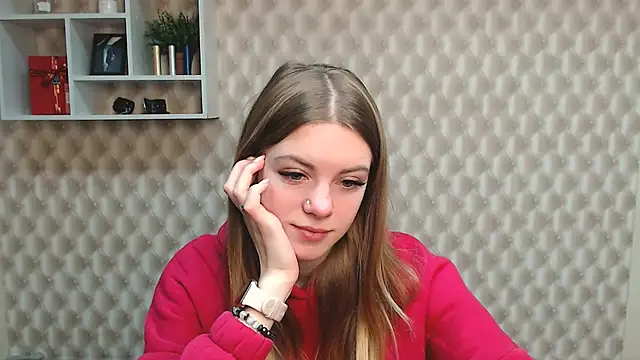 Snapshot of AliceFlirtt_ chatting on February 2025 07:50:01 AM AliceFlirtt online show from February 2025 07:50:01 AM