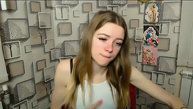 Snapshot of AliceFlirtt_ chatting on March 2025 08:13:01 AM AliceFlirtt online show from March 2025 08:13:01 AM