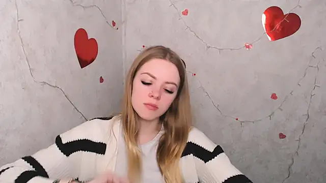 Snapshot of AliceFlirtt_ chatting on March 2025 02:34:02 PM AliceFlirtt online show from March 2025 02:34:02 PM