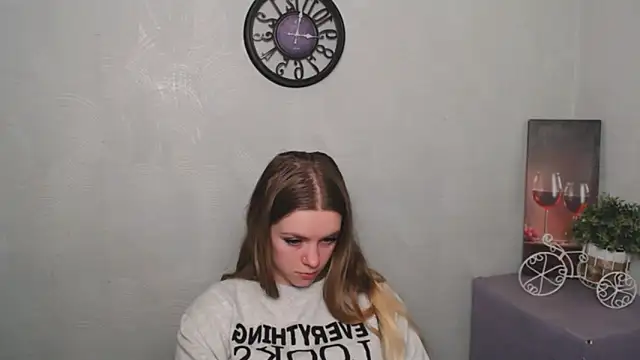 Snapshot of AliceFlirtt_ chatting on March 2025 11:37:02 AM AliceFlirtt online show from March 2025 11:37:02 AM