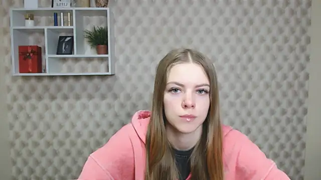 Snapshot of AliceFlirtt_ chatting on October 2025 09:40:02 AM AliceFlirtt online show from October 2025 09:40:02 AM