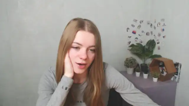 AliceFlirtt  online show from December 2025 09:36:02 AM