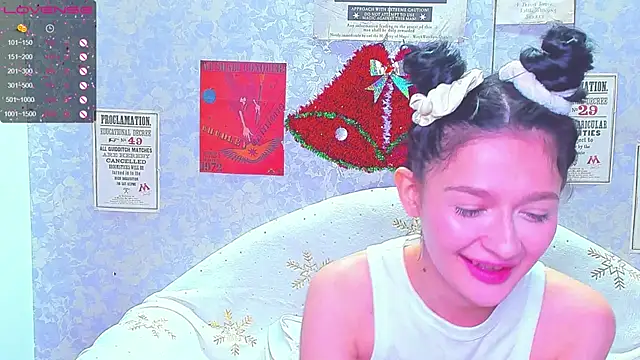 Snapshot of Vanessa_Florence chatting on December 2024 12:48:02 AM Vanessa Florence online show from December 2024 12:48:02 AM