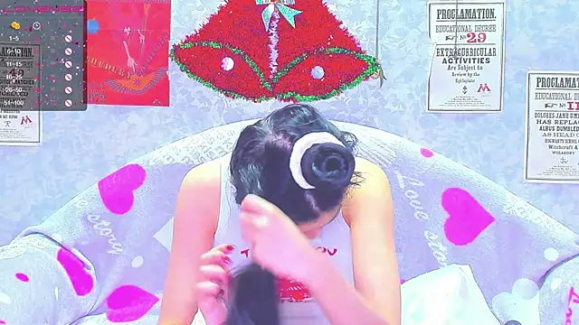 Snapshot of Vanessa_Florence chatting on December 2024 01:26:01 AM Vanessa Florence online show from December 2024 01:26:01 AM