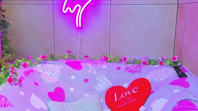 Snapshot of Vanessa_Florence chatting on March 2025 01:07:01 AM Vanessa Florence online show from March 2025 01:07:01 AM