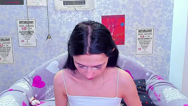 Snapshot of Vanessa_Florence chatting on March 2025 06:54:01 AM Vanessa Florence online show from March 2025 06:54:01 AM