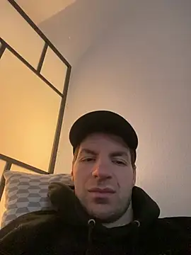 Ricoleckt online show from January 2025 09:00:01 AM