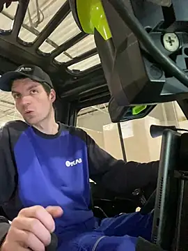 Ricoleckt online show from January 2025 06:20:02 PM