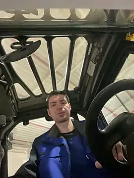 Ricoleckt online show from March 2025 05:39:02 PM