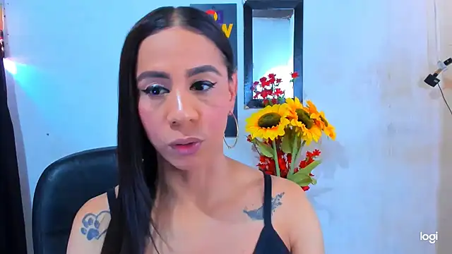 Snapshot of juanblakbigcock chatting on March 2026 04:22:01 PM juanblakbigcock online show from March 2026 04:22:01 PM