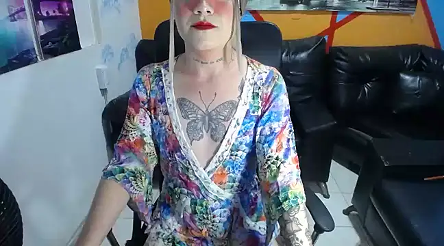 Heidy Sumers online show from March 2025 05:02:02 PM