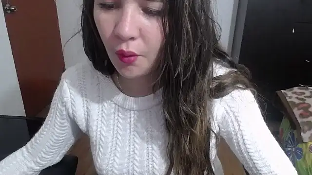 Snapshot of Luna_girlhot_ chatting on March 2025 06:44:01 PM Luna girlhot online show from March 2025 06:44:01 PM