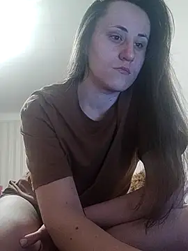 Snapshot of emeli_moon chatting on March 2025 02:10:02 AM emeli moon online show from March 2025 02:10:02 AM