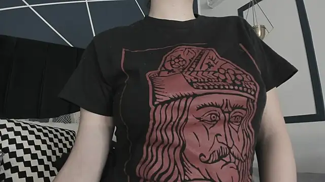 Adeelinee online show from January 2025 07:39:01 PM