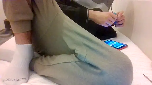 Snapshot of VersGuy24 chatting on February 2026 06:50:02 PM VersGuy24 online show from February 2026 06:50:02 PM