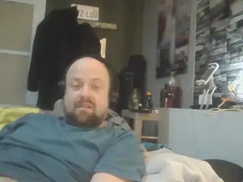 Snapshot of Prehistorixxx2686 chatting on January 2025 06:32:02 PM Prehistorixxx2686 online show from January 2025 06:32:02 PM