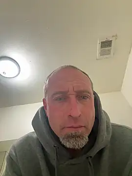 El Gizmo online show from December 2024 07:45:02 AM