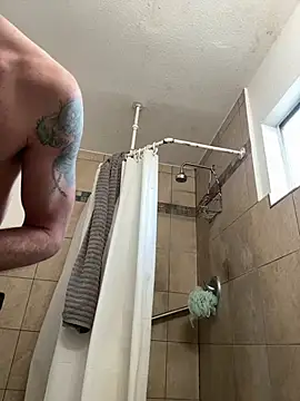 El Gizmo online show from December 2024 06:22:02 PM