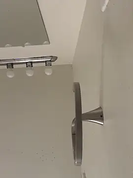 El Gizmo online show from February 2025 05:51:02 AM