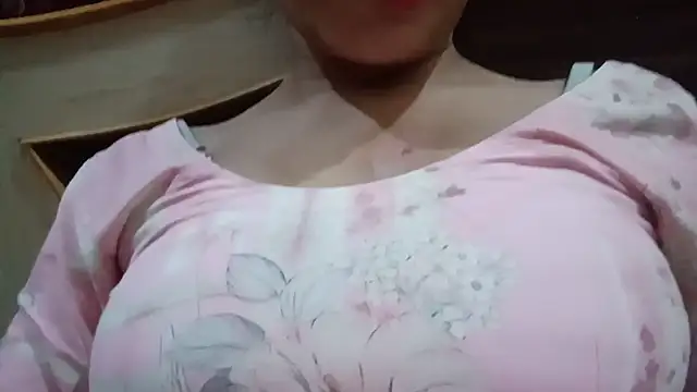Snapshot of Jatti_punjab_di chatting on July 2026 05:23:01 PM Jatti punjab di online show from July 2026 05:23:01 PM