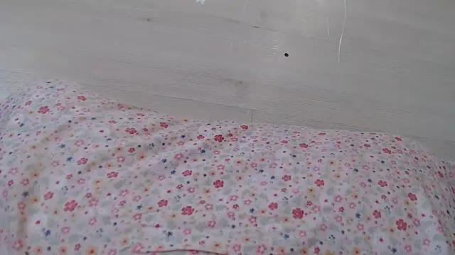 CRISTIINA37 online show from May 2026 07:46:01 AM