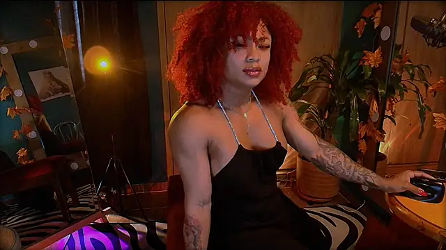 HeidiCox online show from December 2024 07:21:01 PM