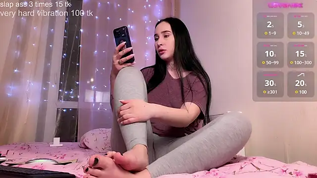 Snapshot of AnastasiaSun chatting on December 2024 02:41:01 AM AnastasiaSun online show from December 2024 02:41:01 AM