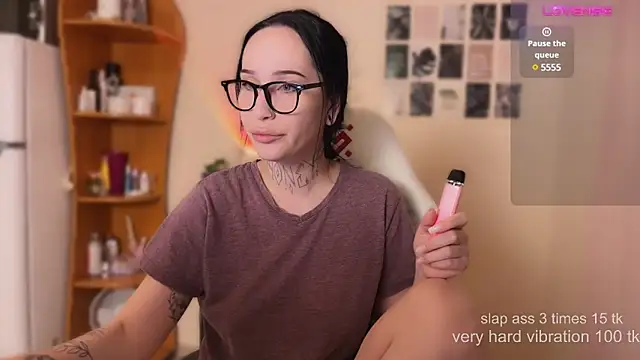 Snapshot of AnastasiaSun chatting on February 2025 04:44:01 PM AnastasiaSun online show from February 2025 04:44:01 PM