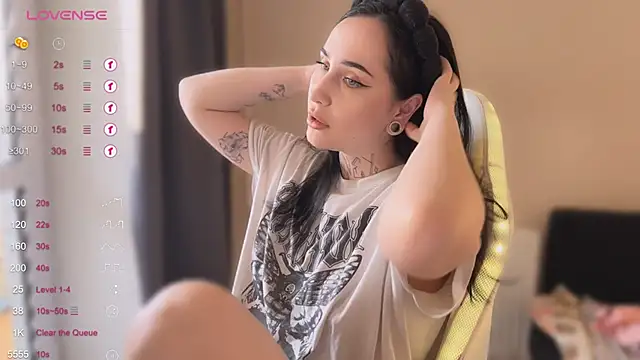 Snapshot of AnastasiaSun chatting on October 2025 12:46:01 PM AnastasiaSun online show from October 2025 12:46:01 PM