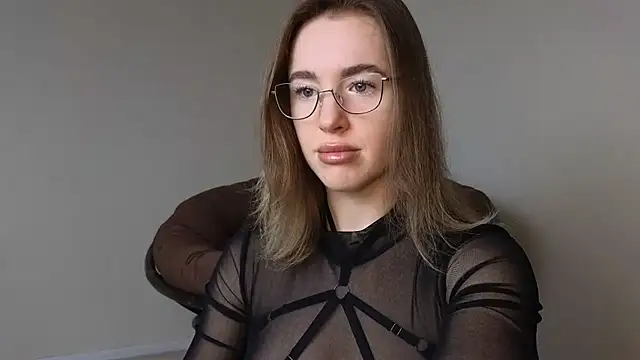 Snapshot of QueenTeeKay chatting on March 2025 07:49:02 PM QueenTeeKay online show from March 2025 07:49:02 PM