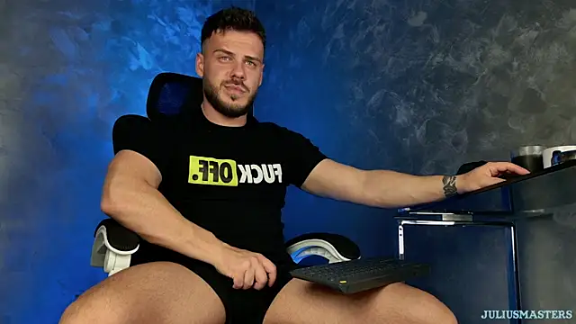 juliusmasters online show from April 2026 07:03:02 PM