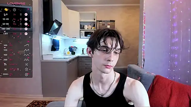 Snapshot of Aaron_Boom chatting on June 2026 09:21:02 PM Aaron Boom online show from June 2026 09:21:02 PM