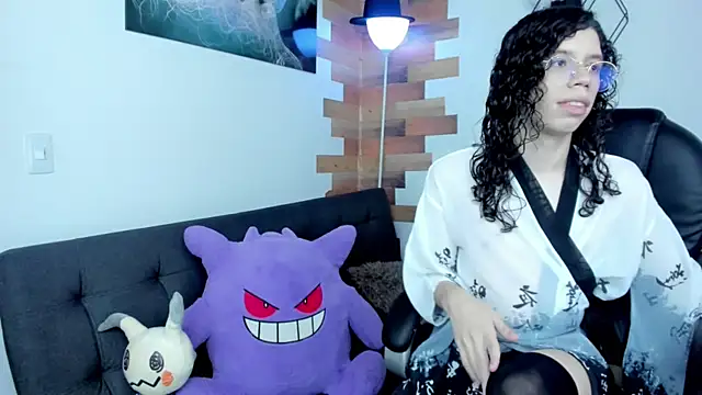 Snapshot of Angel_Dust18 chatting on December 2024 08:58:01 PM Angel Dust18 online show from December 2024 08:58:01 PM