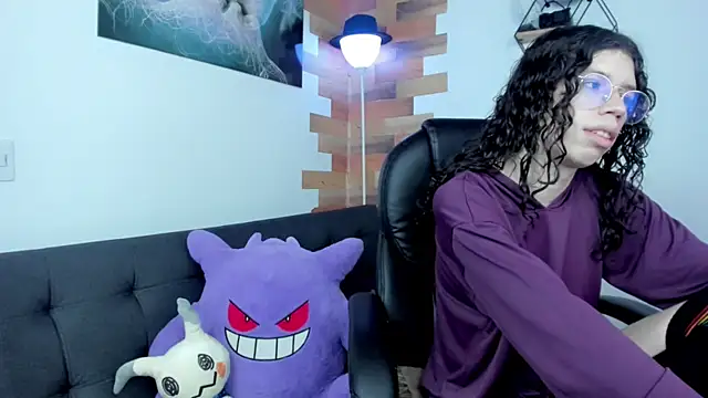 Snapshot of Angel_Dust18 chatting on January 2025 08:21:01 PM Angel Dust18 online show from January 2025 08:21:01 PM