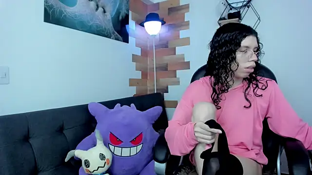 Snapshot of Angel_Dust18 chatting on January 2025 08:07:02 PM Angel Dust18 online show from January 2025 08:07:02 PM