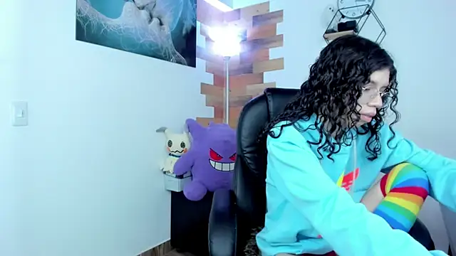 Snapshot of Angel_Dust18 chatting on January 2025 08:32:01 PM Angel Dust18 online show from January 2025 08:32:01 PM