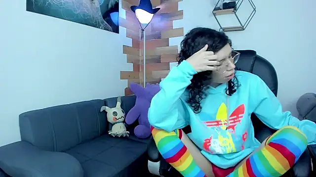 Snapshot of Angel_Dust18 chatting on February 2025 07:55:01 PM Angel Dust18 online show from February 2025 07:55:01 PM