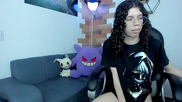 Snapshot of Angel_Dust18 chatting on February 2025 11:26:01 PM Angel Dust18 online show from February 2025 11:26:01 PM