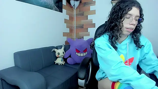 Snapshot of Angel_Dust18 chatting on February 2025 08:22:01 PM Angel Dust18 online show from February 2025 08:22:01 PM