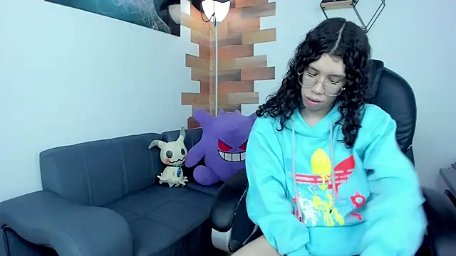 Snapshot of Angel_Dust18 chatting on February 2025 11:26:02 PM Angel Dust18 online show from February 2025 11:26:02 PM