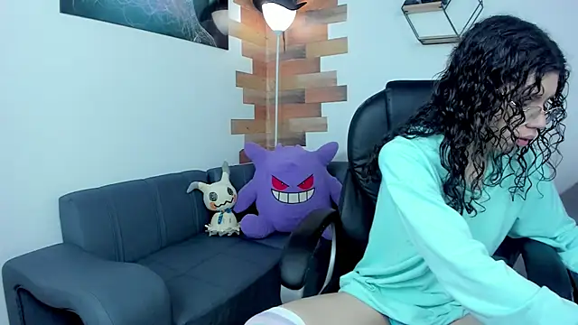 Snapshot of Angel_Dust18 chatting on February 2025 08:47:02 PM Angel Dust18 online show from February 2025 08:47:02 PM