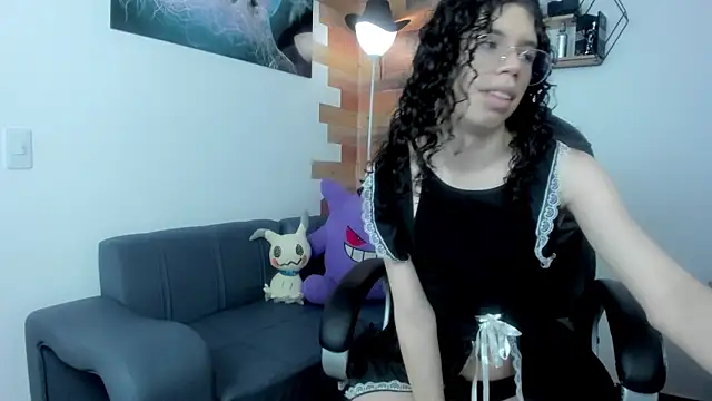 Snapshot of Angel_Dust18 chatting on February 2025 08:44:02 PM Angel Dust18 online show from February 2025 08:44:02 PM