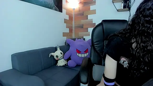 Snapshot of Angel_Dust18 chatting on March 2025 08:38:02 PM Angel Dust18 online show from March 2025 08:38:02 PM