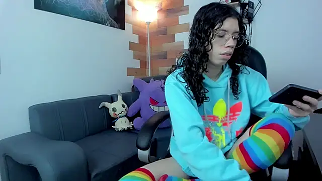 Snapshot of Angel_Dust18 chatting on March 2025 08:43:01 PM Angel Dust18 online show from March 2025 08:43:01 PM