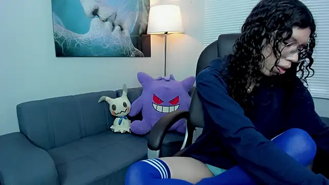 Snapshot of Angel_Dust18 chatting on September 2025 02:17:01 PM Angel Dust18 online show from September 2025 02:17:01 PM